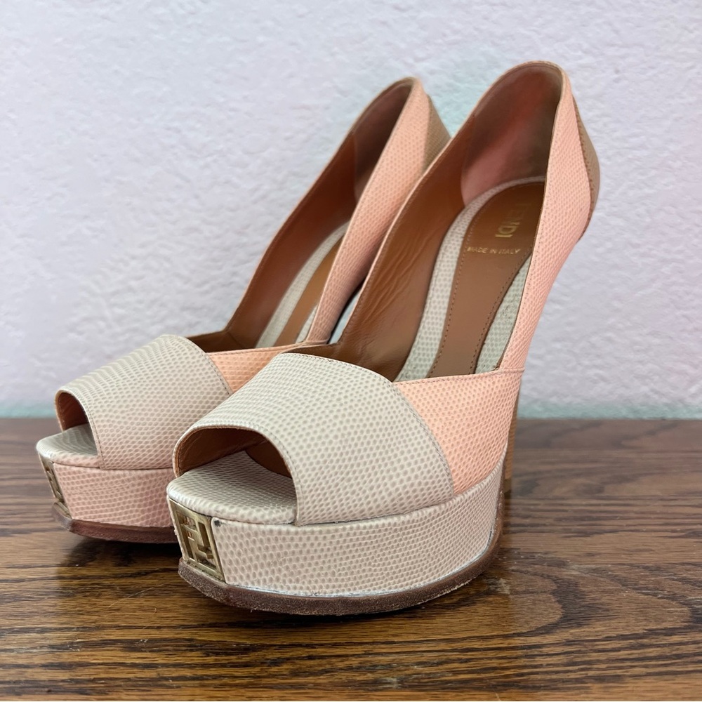 Fendi Tri Color Fendista Colorblock Lizard-Embossed Peep Toe Platform Pumps 38